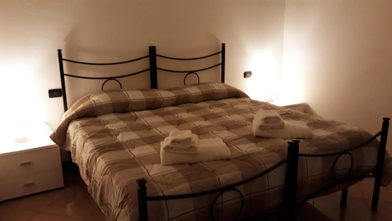 Le Tre Stelle Bed & Breakfast Ronco all'Adige Luaran gambar