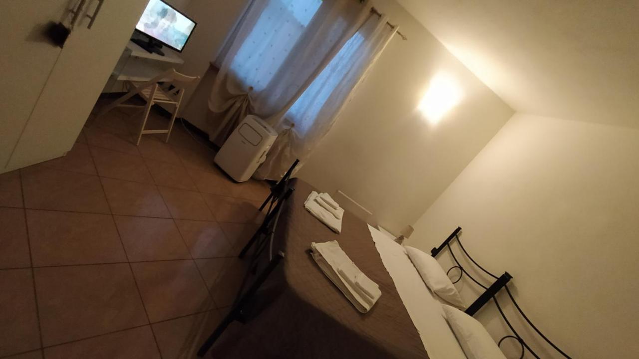 Le Tre Stelle Bed & Breakfast Ronco all'Adige Bilik gambar
